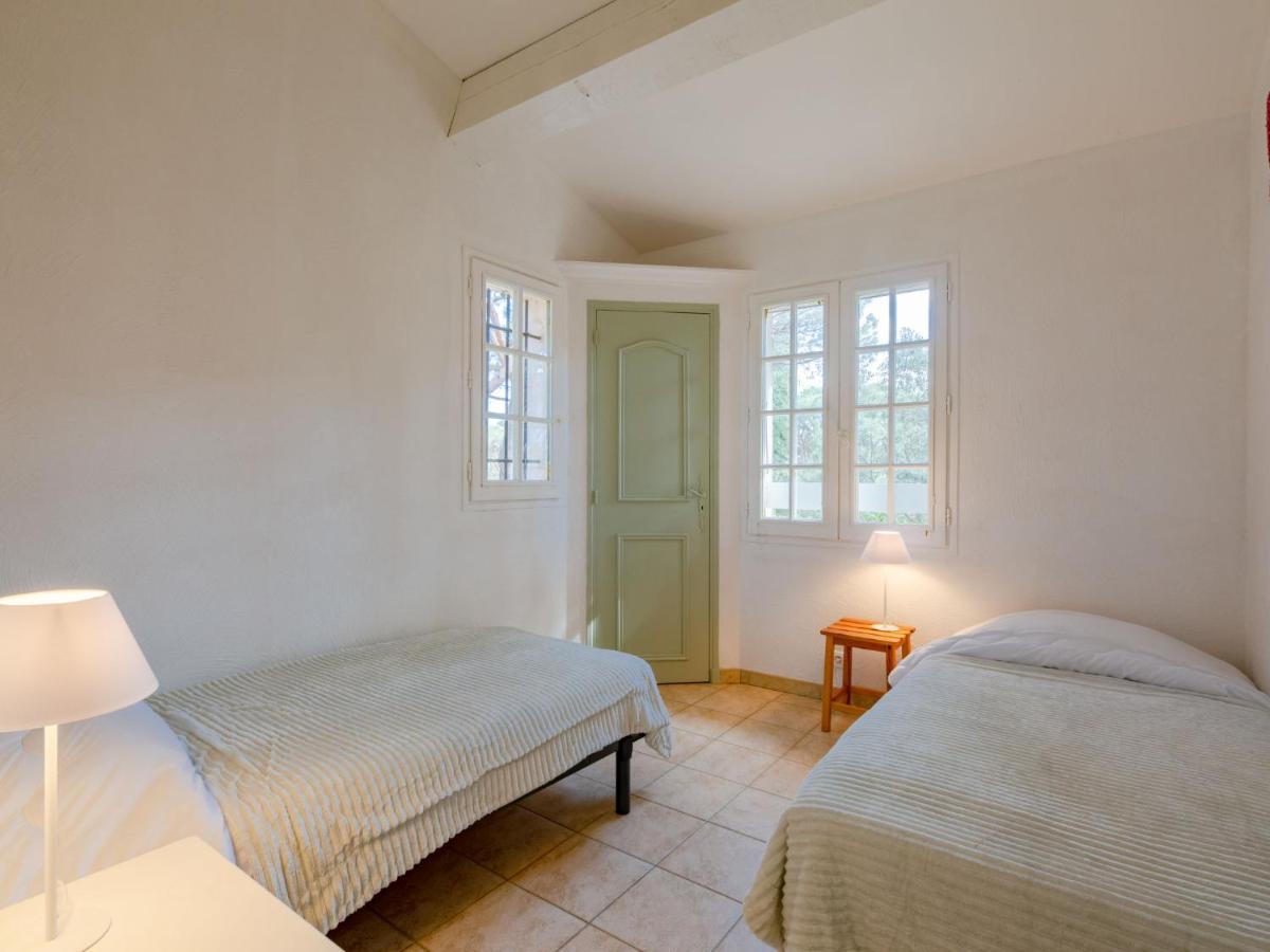 Holiday Home Les Agasses By Interhome Sainte-Maxime Extérieur photo