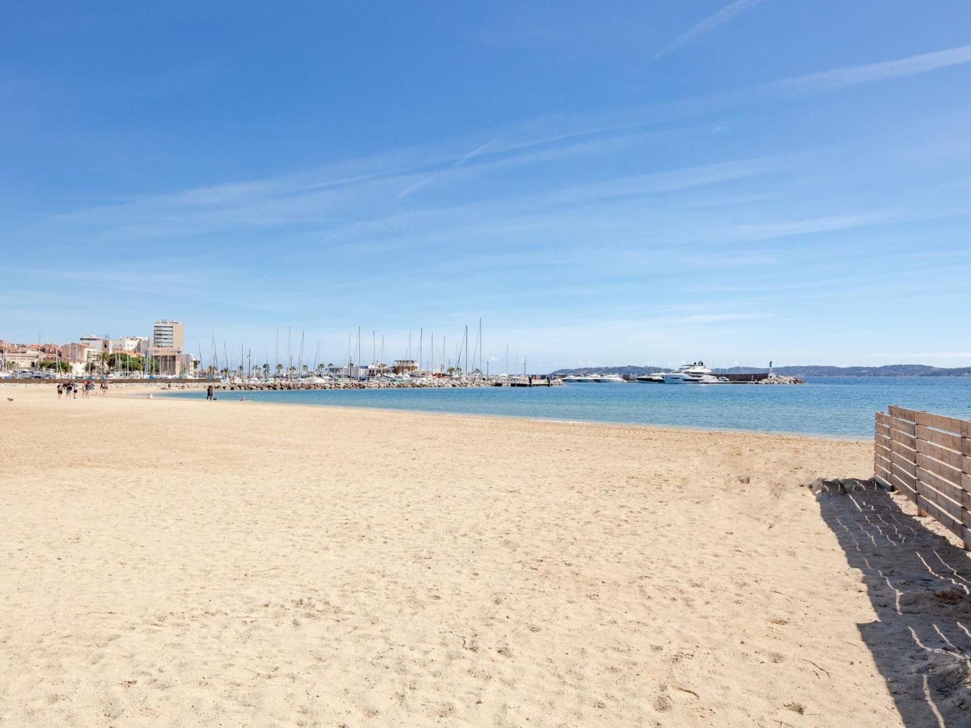 Holiday Home Les Agasses By Interhome Sainte-Maxime Extérieur photo